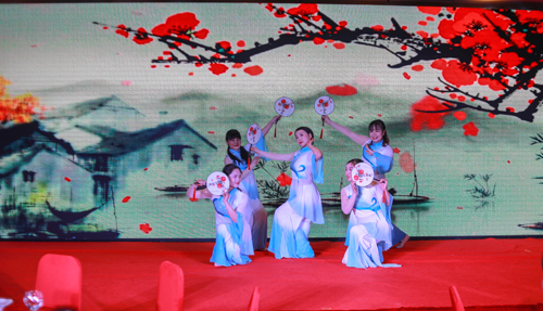 1551754170425855.jpg 大禹漢光2018年“同心同行,共創(chuàng)未來”主題年會(huì)圓滿成功